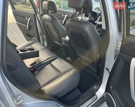 Сірий Шевроле Каптіва, об'ємом двигуна 2.2 л та пробігом 212 тис. км за 10900 $, фото 17 на Automoto.ua