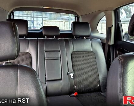 Серый Шевроле Каптива, объемом двигателя 24 л и пробегом 177 тыс. км за 10900 $, фото 7 на Automoto.ua