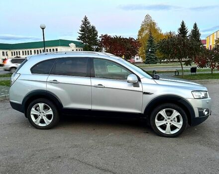 Серый Шевроле Каптива, объемом двигателя 2.2 л и пробегом 285 тыс. км за 10500 $, фото 4 на Automoto.ua