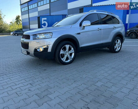 Серый Шевроле Каптива, объемом двигателя 2.23 л и пробегом 229 тыс. км за 10900 $, фото 1 на Automoto.ua