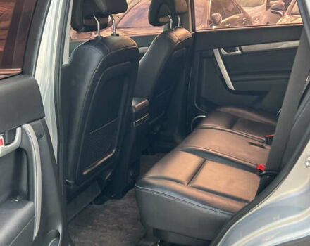 Серый Шевроле Каптива, объемом двигателя 2.2 л и пробегом 150 тыс. км за 12500 $, фото 19 на Automoto.ua