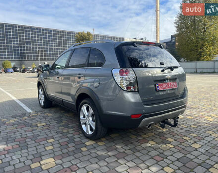 Серый Шевроле Каптива, объемом двигателя 2.2 л и пробегом 209 тыс. км за 12500 $, фото 2 на Automoto.ua