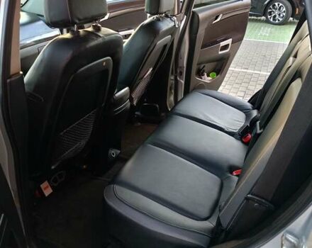 Серый Шевроле Каптива, объемом двигателя 2.4 л и пробегом 238 тыс. км за 9000 $, фото 20 на Automoto.ua