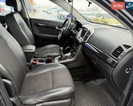 Серый Шевроле Каптива, объемом двигателя 2.2 л и пробегом 270 тыс. км за 9200 $, фото 24 на Automoto.ua