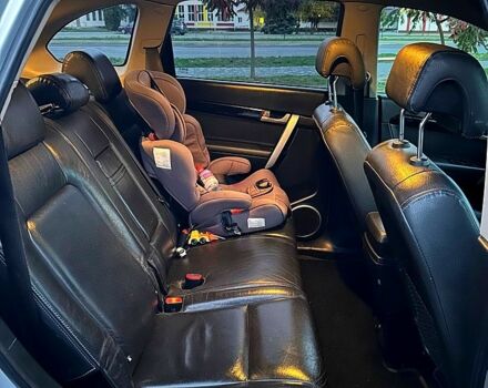 Серый Шевроле Каптива, объемом двигателя 2.2 л и пробегом 285 тыс. км за 10500 $, фото 10 на Automoto.ua