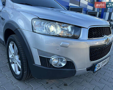 Серый Шевроле Каптива, объемом двигателя 2.23 л и пробегом 229 тыс. км за 10900 $, фото 6 на Automoto.ua