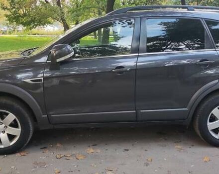 Серый Шевроле Каптива, объемом двигателя 2.2 л и пробегом 235 тыс. км за 12000 $, фото 4 на Automoto.ua