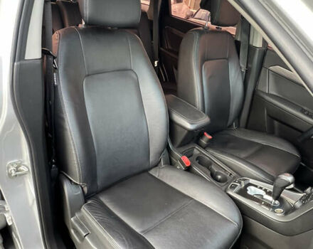 Серый Шевроле Каптива, объемом двигателя 2.2 л и пробегом 150 тыс. км за 12500 $, фото 22 на Automoto.ua