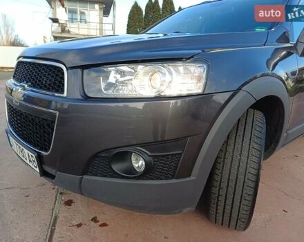 Серый Шевроле Каптива, объемом двигателя 2.23 л и пробегом 152 тыс. км за 11100 $, фото 3 на Automoto.ua