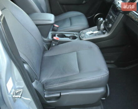 Серый Шевроле Каптива, объемом двигателя 2.2 л и пробегом 77 тыс. км за 13950 $, фото 16 на Automoto.ua