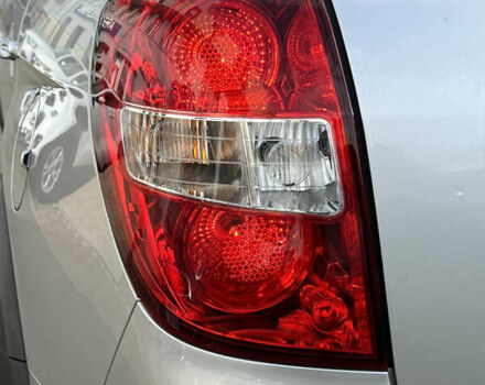 Серый Шевроле Каптива, объемом двигателя 2.2 л и пробегом 150 тыс. км за 12500 $, фото 10 на Automoto.ua