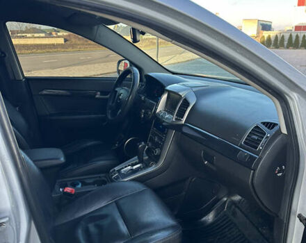 Серый Шевроле Каптива, объемом двигателя 2.23 л и пробегом 258 тыс. км за 10400 $, фото 7 на Automoto.ua