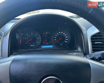 Серый Шевроле Каптива, объемом двигателя 2.23 л и пробегом 258 тыс. км за 10400 $, фото 17 на Automoto.ua