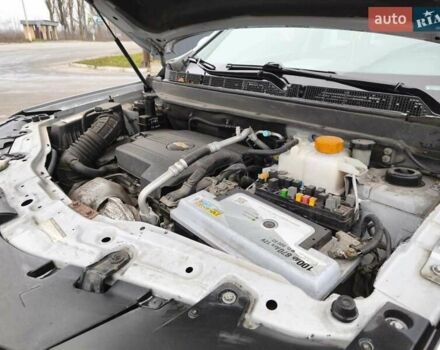 Сірий Шевроле Каптіва, об'ємом двигуна 2.2 л та пробігом 190 тис. км за 9700 $, фото 14 на Automoto.ua