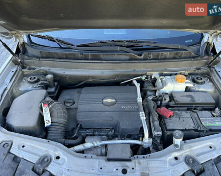 Серый Шевроле Каптива, объемом двигателя 2.23 л и пробегом 229 тыс. км за 10900 $, фото 27 на Automoto.ua