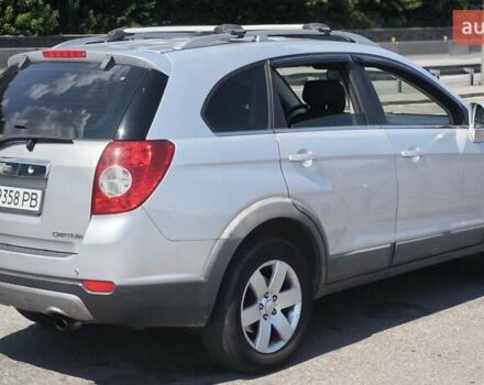 Серый Шевроле Каптива, объемом двигателя 2.2 л и пробегом 183 тыс. км за 11999 $, фото 2 на Automoto.ua