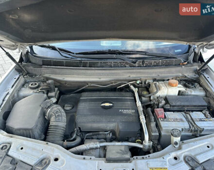 Серый Шевроле Каптива, объемом двигателя 2.23 л и пробегом 258 тыс. км за 10400 $, фото 10 на Automoto.ua