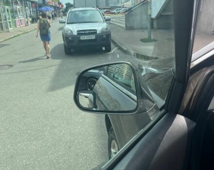 Серый Шевроле Каптива, объемом двигателя 3 л и пробегом 240 тыс. км за 9500 $, фото 9 на Automoto.ua