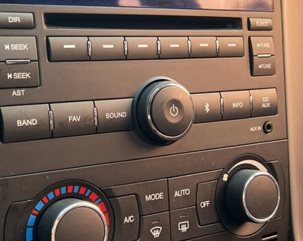 Серый Шевроле Каптива, объемом двигателя 2.2 л и пробегом 150 тыс. км за 12500 $, фото 28 на Automoto.ua