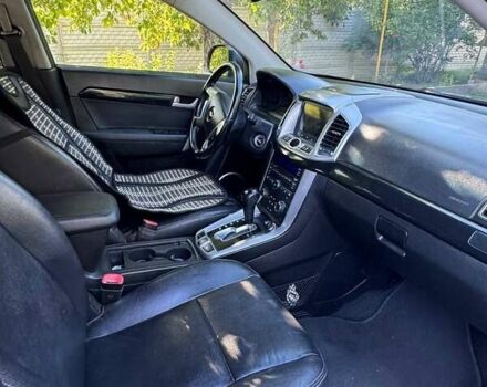 Серый Шевроле Каптива, объемом двигателя 2.2 л и пробегом 182 тыс. км за 11000 $, фото 9 на Automoto.ua