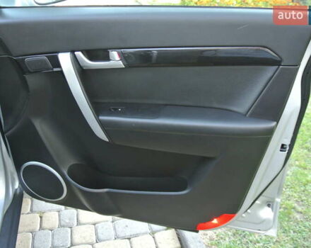 Серый Шевроле Каптива, объемом двигателя 2.2 л и пробегом 77 тыс. км за 13950 $, фото 19 на Automoto.ua