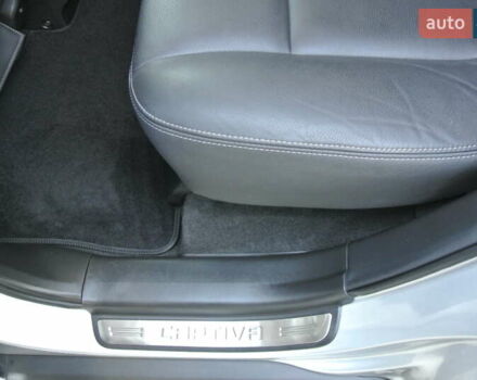 Серый Шевроле Каптива, объемом двигателя 2.2 л и пробегом 77 тыс. км за 13950 $, фото 14 на Automoto.ua