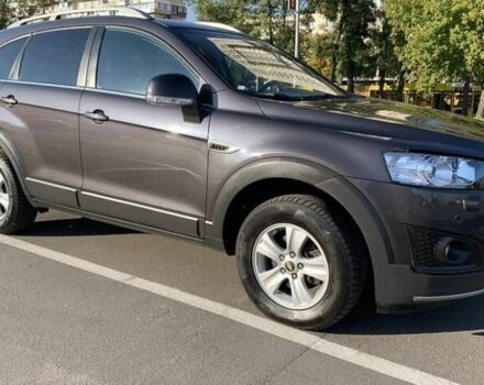 Серый Шевроле Каптива, объемом двигателя 2.2 л и пробегом 166 тыс. км за 11500 $, фото 1 на Automoto.ua