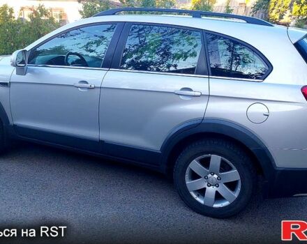 Серый Шевроле Каптива, объемом двигателя 2.4 л и пробегом 56 тыс. км за 13500 $, фото 1 на Automoto.ua
