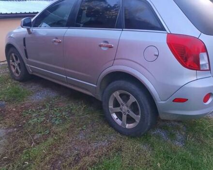Серый Шевроле Каптива, объемом двигателя 2.38 л и пробегом 230 тыс. км за 10000 $, фото 5 на Automoto.ua