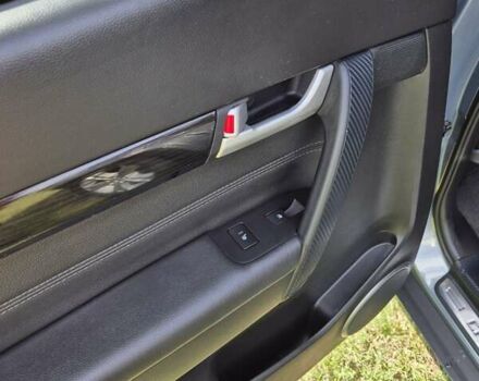 Серый Шевроле Каптива, объемом двигателя 3 л и пробегом 192 тыс. км за 11900 $, фото 16 на Automoto.ua