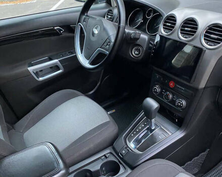 Серый Шевроле Каптива, объемом двигателя 2.4 л и пробегом 238 тыс. км за 9200 $, фото 9 на Automoto.ua