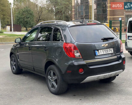 Серый Шевроле Каптива, объемом двигателя 2.38 л и пробегом 238 тыс. км за 10500 $, фото 4 на Automoto.ua