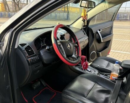 Серый Шевроле Каптива, объемом двигателя 2.2 л и пробегом 212 тыс. км за 12700 $, фото 6 на Automoto.ua