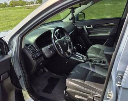 Серый Шевроле Каптива, объемом двигателя 3 л и пробегом 192 тыс. км за 11900 $, фото 14 на Automoto.ua