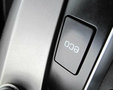 Шевроле Каптива 2013 в Киеве на Automoto.ua Серый Шевроле Каптива, объемом двигателя 2.38 л и пробегом 202 тыс. км за 10900 $, фото 75 на Automoto.ua