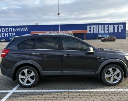 Серый Шевроле Каптива, объемом двигателя 2.2 л и пробегом 212 тыс. км за 12700 $, фото 3 на Automoto.ua