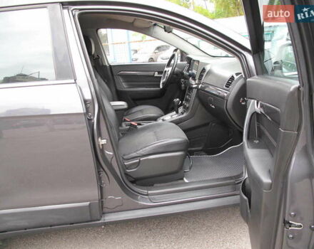 Шевроле Каптива 2013 в Киеве на Automoto.ua Серый Шевроле Каптива, объемом двигателя 2.38 л и пробегом 202 тыс. км за 10900 $, фото 46 на Automoto.ua