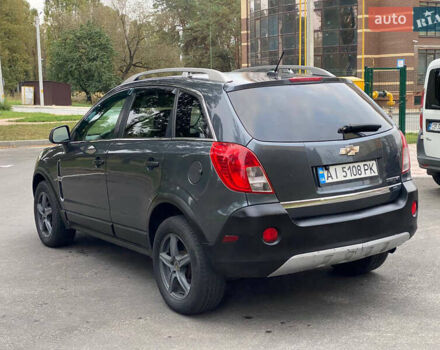Серый Шевроле Каптива, объемом двигателя 2.4 л и пробегом 238 тыс. км за 9200 $, фото 3 на Automoto.ua