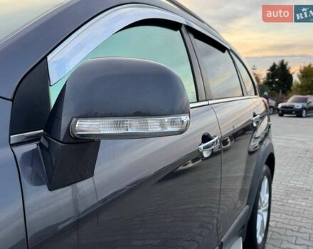 Серый Шевроле Каптива, объемом двигателя 2.2 л и пробегом 123 тыс. км за 10900 $, фото 6 на Automoto.ua