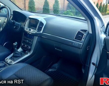 Серый Шевроле Каптива, объемом двигателя 2.4 л и пробегом 56 тыс. км за 13500 $, фото 5 на Automoto.ua