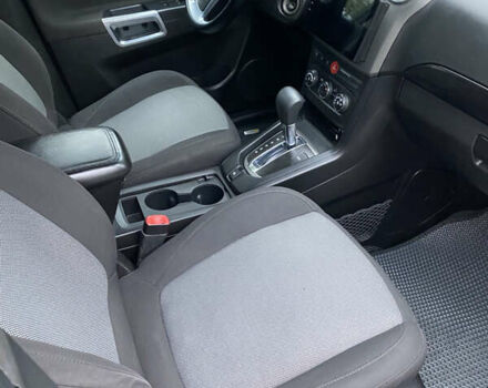 Серый Шевроле Каптива, объемом двигателя 2.38 л и пробегом 238 тыс. км за 10500 $, фото 7 на Automoto.ua