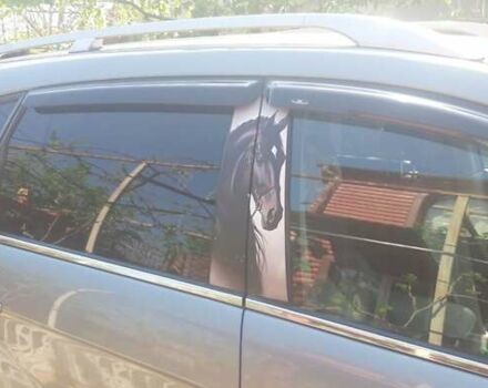 Серый Шевроле Каптива, объемом двигателя 2.23 л и пробегом 155 тыс. км за 13500 $, фото 1 на Automoto.ua