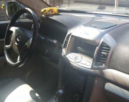 Серый Шевроле Каптива, объемом двигателя 2.23 л и пробегом 155 тыс. км за 13500 $, фото 10 на Automoto.ua