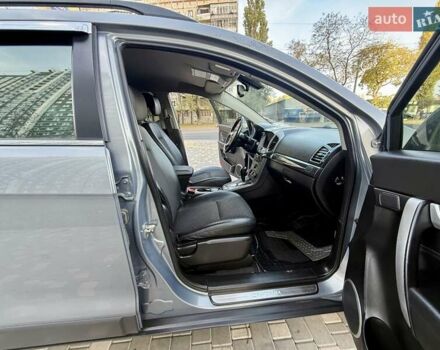 Шевроле Каптива 2014 в Одессе на Automoto.ua Серый Шевроле Каптива, объемом двигателя 2.23 л и пробегом 167 тыс. км за 13400 $, фото 41 на Automoto.ua