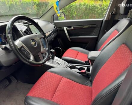 Сірий Шевроле Каптіва, об'ємом двигуна 2 л та пробігом 209 тис. км за 15990 $, фото 13 на Automoto.ua