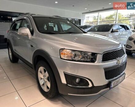 Сірий Шевроле Каптіва, об'ємом двигуна 2.2 л та пробігом 97 тис. км за 12000 $, фото 2 на Automoto.ua