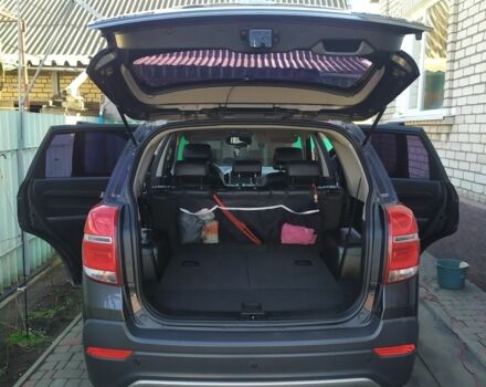 Серый Шевроле Каптива, объемом двигателя 2 л и пробегом 198 тыс. км за 13500 $, фото 2 на Automoto.ua