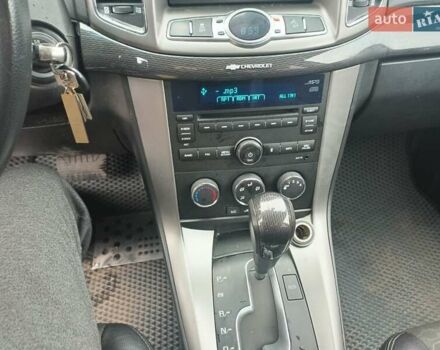 Сірий Шевроле Каптіва, об'ємом двигуна 2.2 л та пробігом 110 тис. км за 13900 $, фото 7 на Automoto.ua