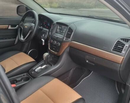 Серый Шевроле Каптива, объемом двигателя 2.38 л и пробегом 135 тыс. км за 13800 $, фото 13 на Automoto.ua