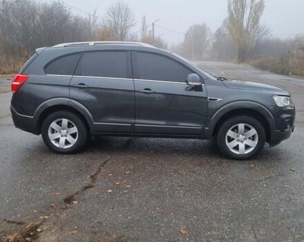 Серый Шевроле Каптива, объемом двигателя 2.38 л и пробегом 135 тыс. км за 13800 $, фото 6 на Automoto.ua